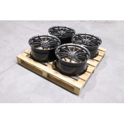 Set of JR37 19x8,5 ET42 + 19x8,5 ET40 5x108 Hyper Black